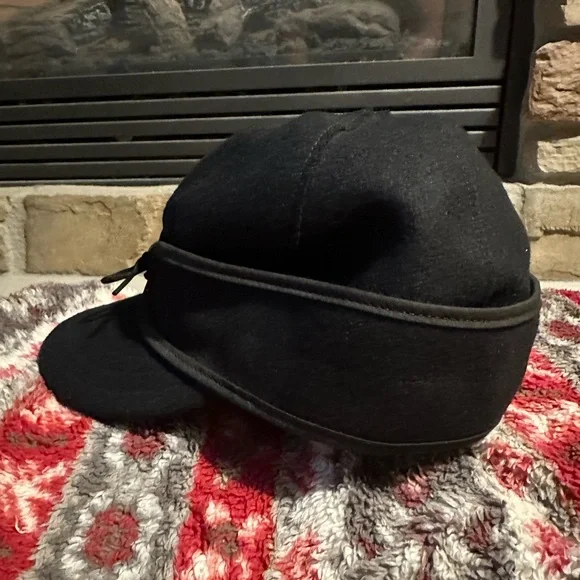 Black Stormy Kromer hat. 7 1/8. Never worn - Picture 4 of 7